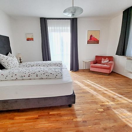 Bed and Breakfast Cafe Rudi Living Parcines Zewnętrze zdjęcie